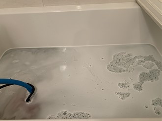 風呂釜配管洗浄中