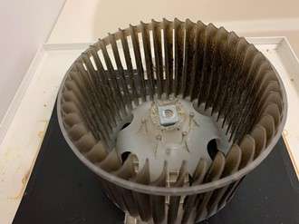 京都ハウスクリーニング浴室ファン